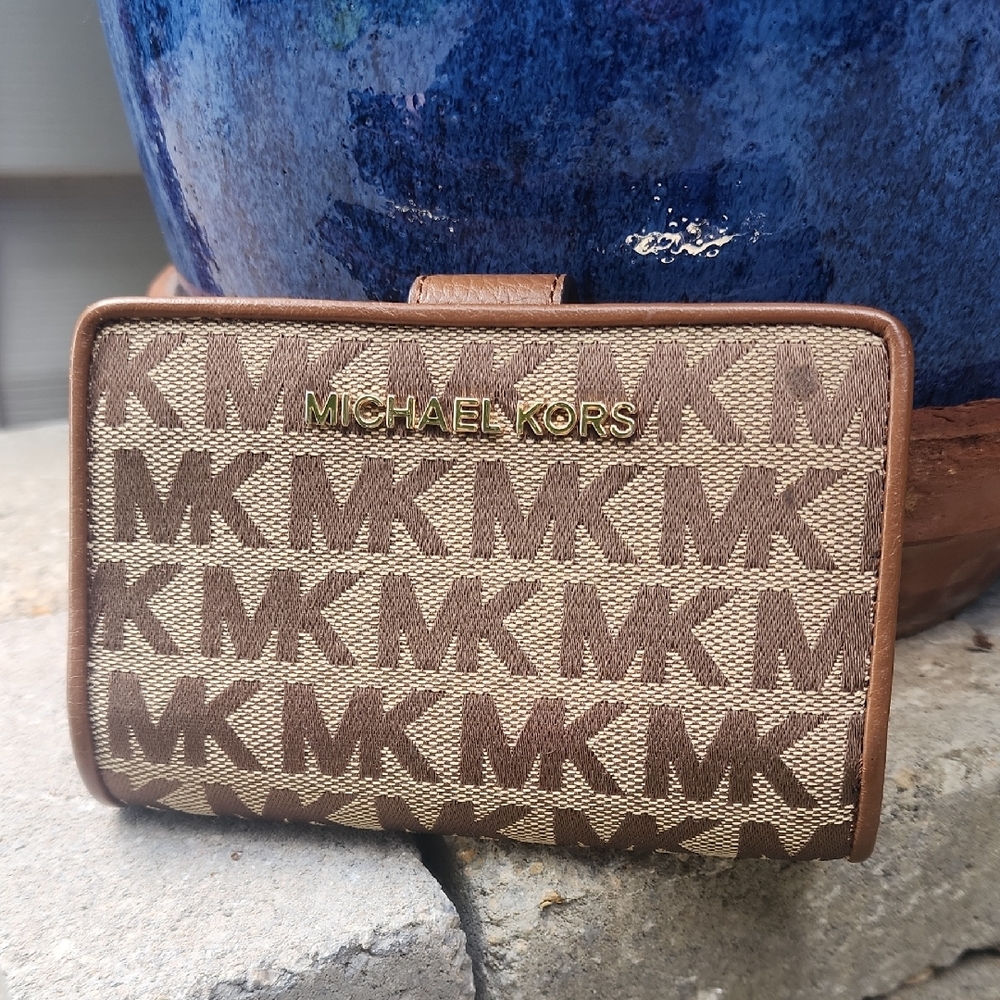 Michael Kors Brown Signature Wallet